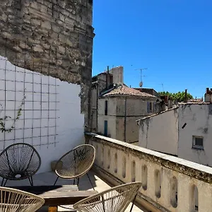 Penthouse With Large Terrace And Veranda Arles